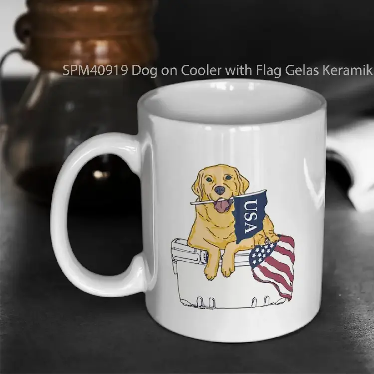 SPM40919 Dog on Cooler with Flag Gelas Keramik Supermug