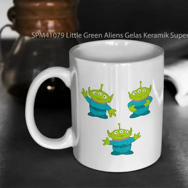 SPM41079 Little Green Aliens Gelas Keramik Supermug