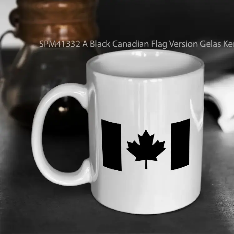 SPM41332 A Black Canadian Flag Version Gelas Keramik Supermug