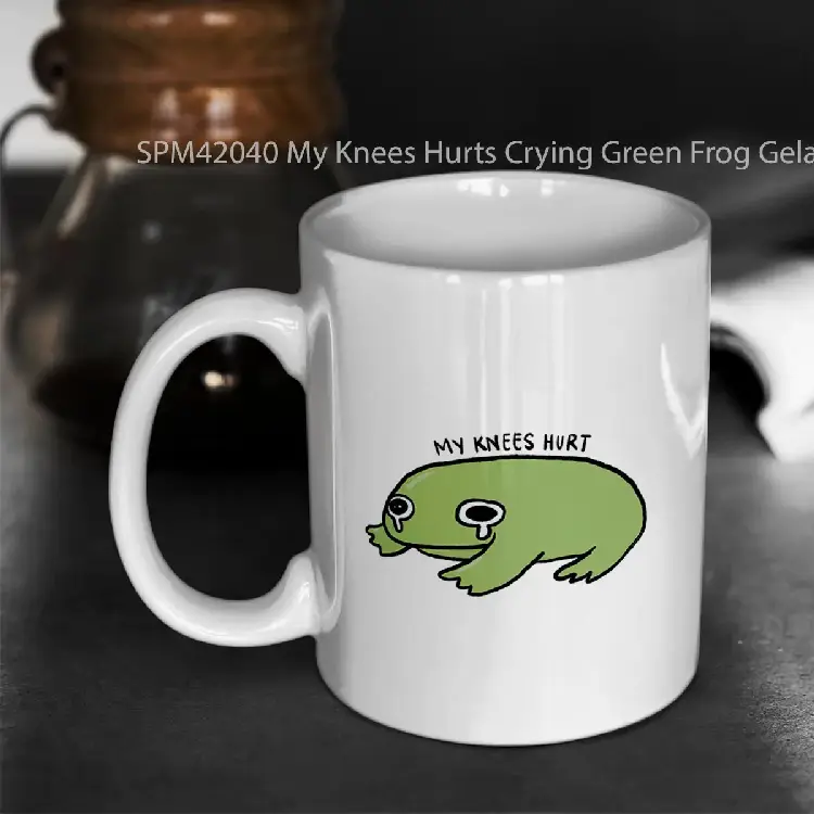 SPM42040 My Knees Hurts Crying Green Frog Gelas Keramik Supermug