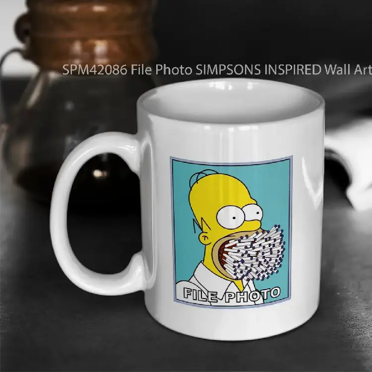 SPM42086 File Photo SIMPSONS INSPIRED Wall Art Home Decor HECKINFAROUT Gelas Keramik Supermug
