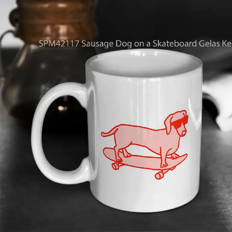 SPM42117 Sausage Dog on a Skateboard Gelas Keramik Supermug
