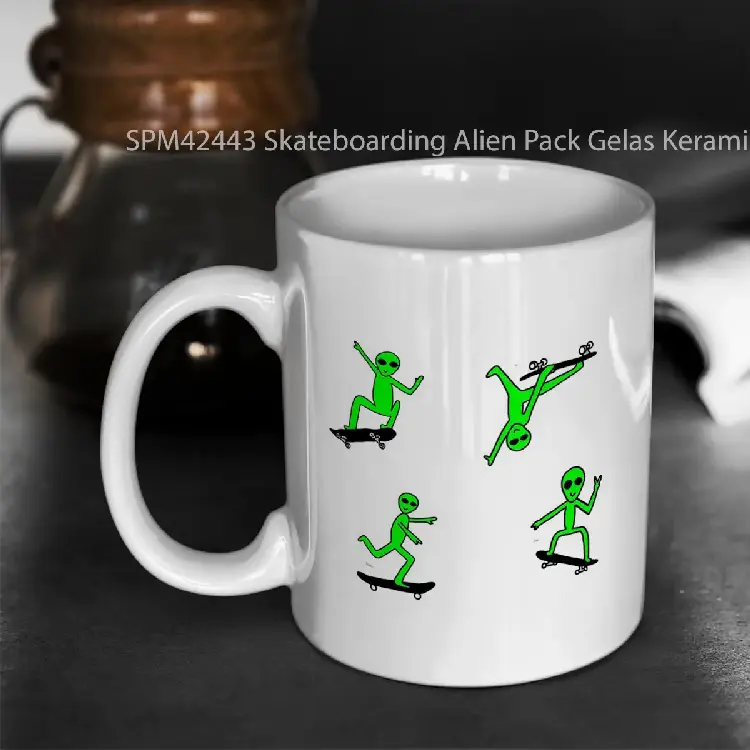 SPM42443 Skateboarding Alien Pack Gelas Keramik Supermug