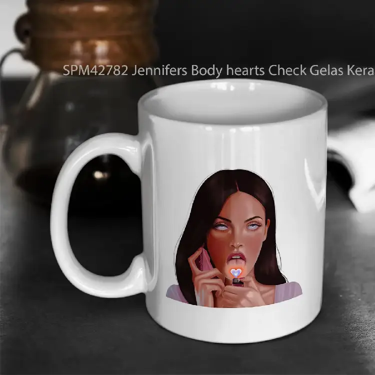 SPM42782 Jennifers Body hearts Check Gelas Keramik Supermug