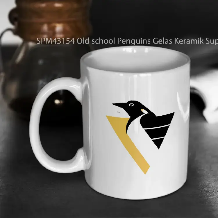 SPM43154 Old school Penguins Gelas Keramik Supermug