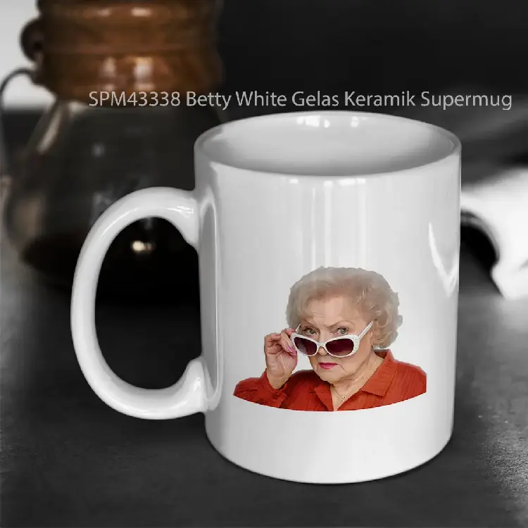 SPM43338 Betty White Gelas Keramik Supermug