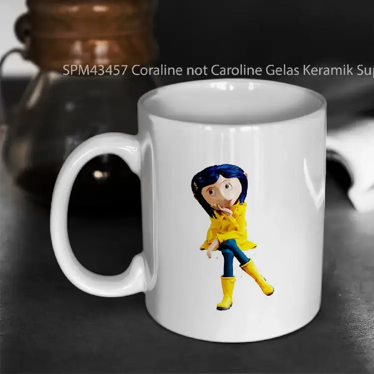 SPM43457 Coraline not Caroline Gelas Keramik Supermug