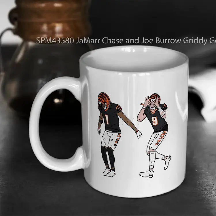SPM43580 JaMarr Chase and Joe Burrow Griddy Gelas Keramik Supermug