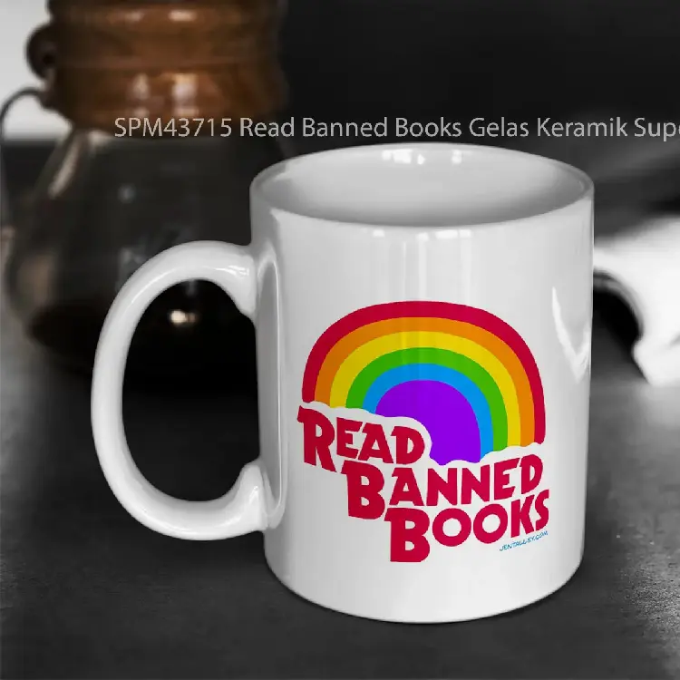 SPM43715 Read Banned Books Gelas Keramik Supermug
