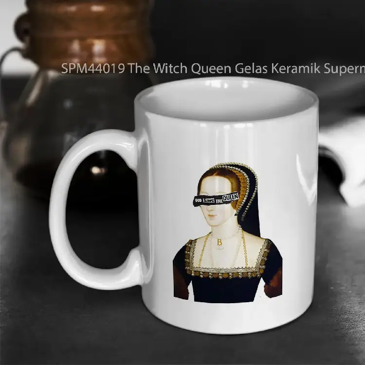 SPM44019 The Witch Queen Gelas Keramik Supermug