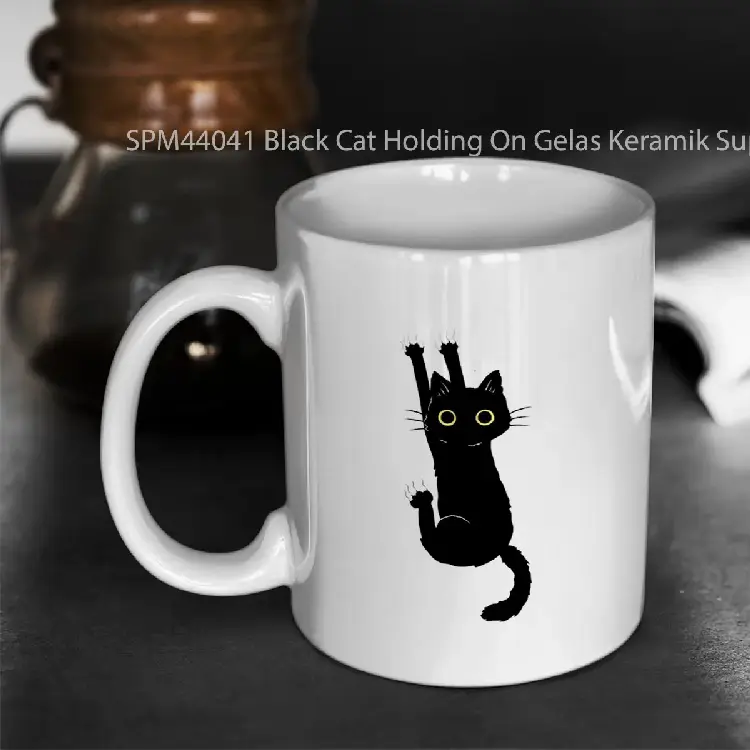 SPM44041 Black Cat Holding On Gelas Keramik Supermug