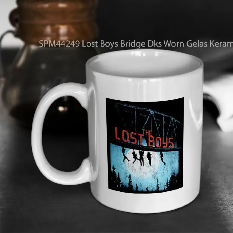 SPM44249 Lost Boys Bridge Dks Worn Gelas Keramik Supermug