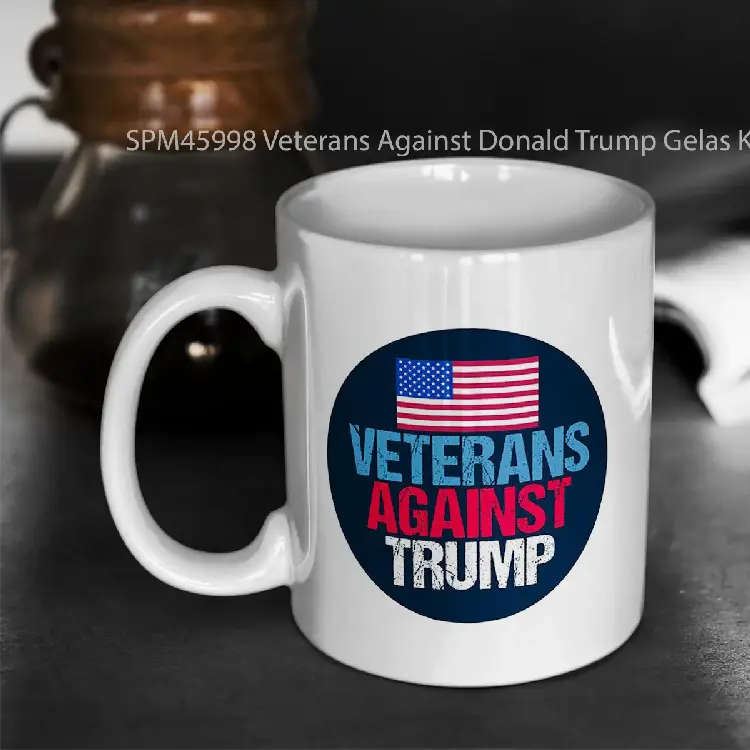 SPM45998 Veterans Against Donald Trump Gelas Keramik Supermug