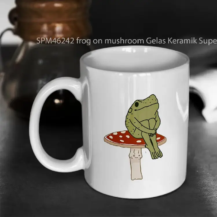 SPM46242 frog on mushroom Gelas Keramik Supermug