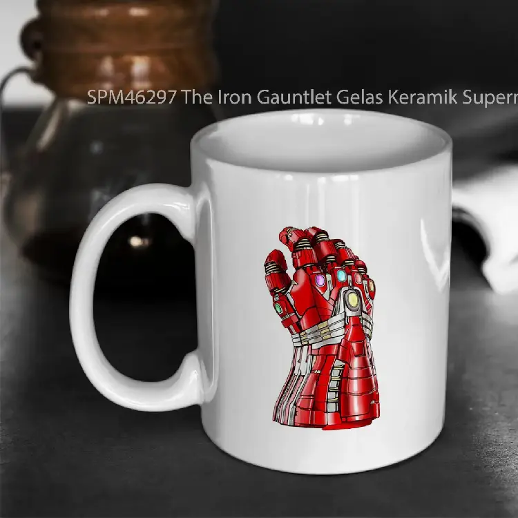 SPM46297 The Iron Gauntlet Gelas Keramik Supermug