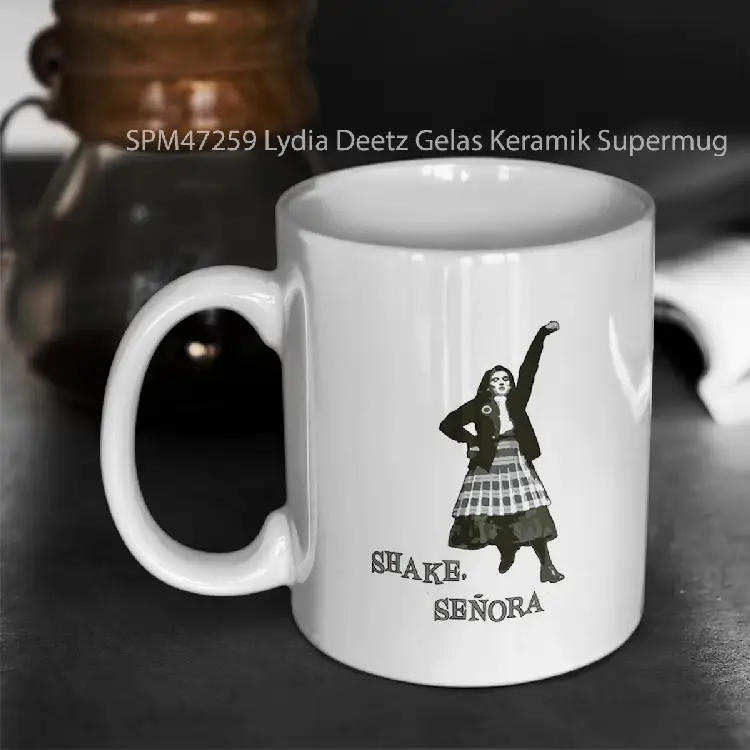 SPM47259 Lydia Deetz Gelas Keramik Supermug