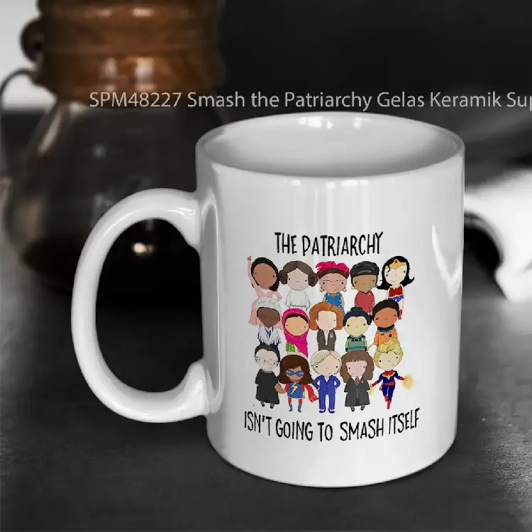 SPM48227 Smash the Patriarchy Gelas Keramik Supermug