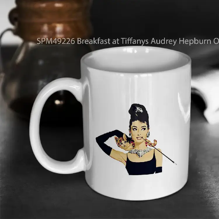 SPM49226 Breakfast at Tiffanys Audrey Hepburn Ocre Gold Gelas Keramik Supermug