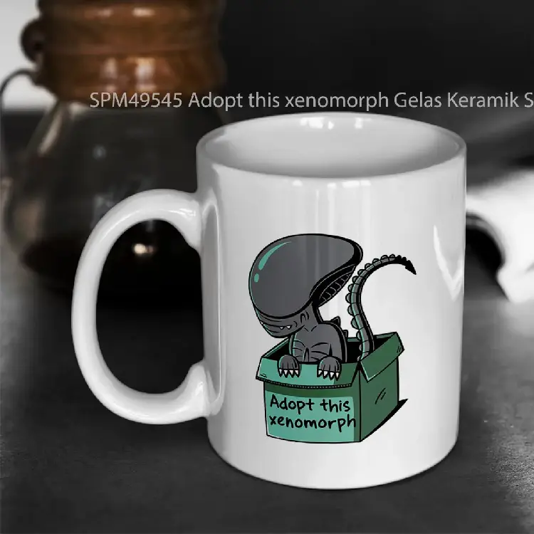 SPM49545 Adopt this xenomorph Gelas Keramik Supermug
