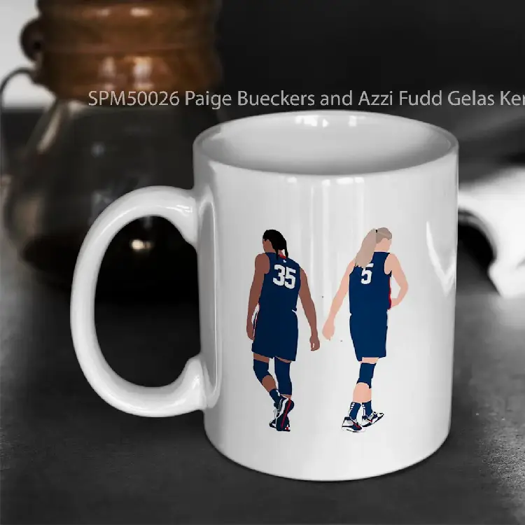 SPM50026 Paige Bueckers and Azzi Fudd Gelas Keramik Supermug
