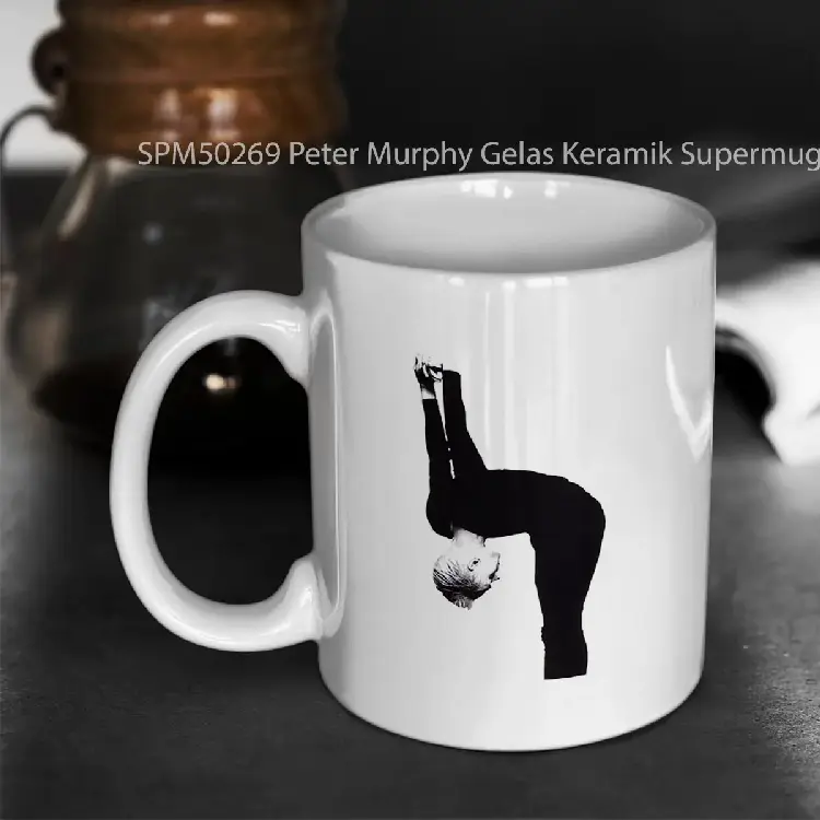 SPM50269 Peter Murphy Gelas Keramik Supermug