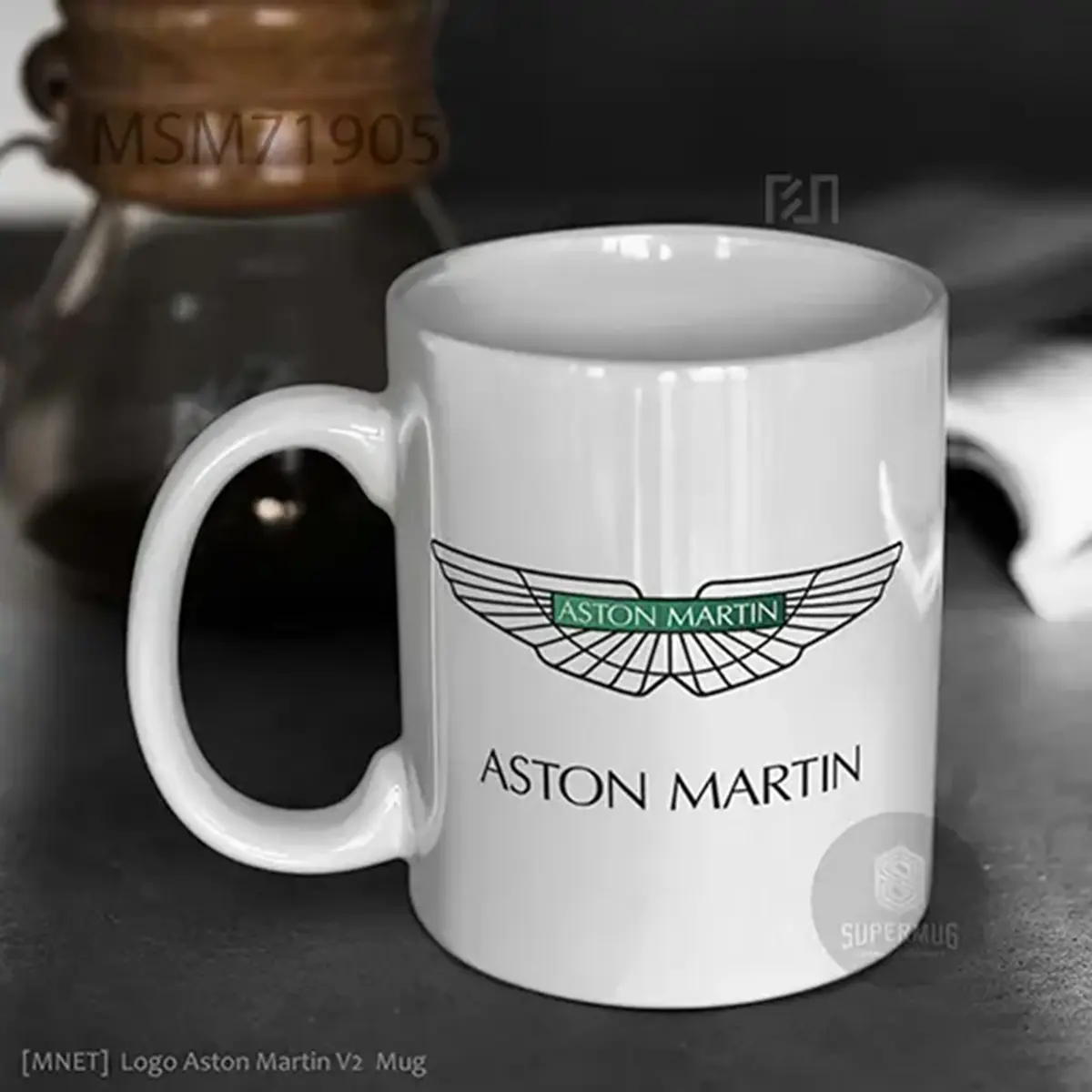 Simbol Aston Martin V2 Logo Mobil – Ikon Super Mug